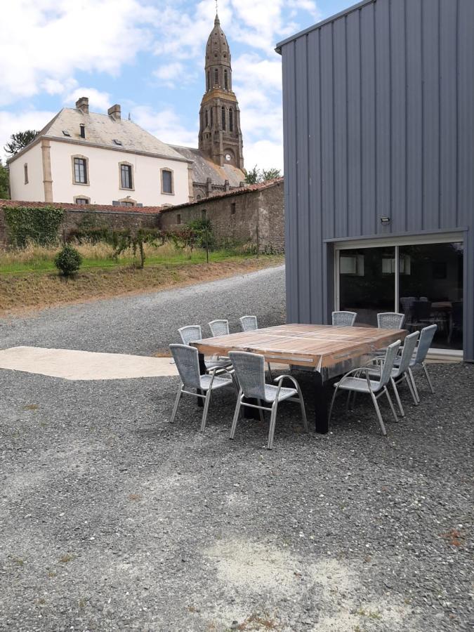Chambretaud Gite Du Marie A 7Mn Du Puy Du F0U מראה חיצוני תמונה